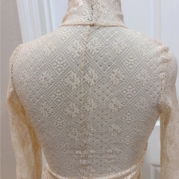 Free People Fired Opal Sheer Lace Mock Neck Long-Sleeve Top XS - Picture 7 of 8